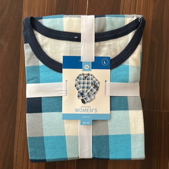 Women’s blue pjs - Picture 1 of 2